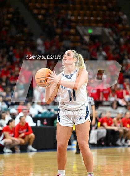 Thumbnail 3 in Valor Christian vs. Regis Jesuit (CHSAA 6A State Final) photogallery.
