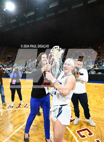 Thumbnail 2 in Valor Christian vs. Regis Jesuit (CHSAA 6A State Final) photogallery.
