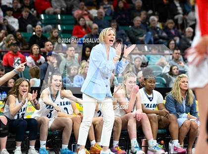 Thumbnail 2 in Valor Christian vs. Regis Jesuit (CHSAA 6A State Final) photogallery.