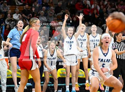 Thumbnail 1 in Valor Christian vs. Regis Jesuit (CHSAA 6A State Final) photogallery.