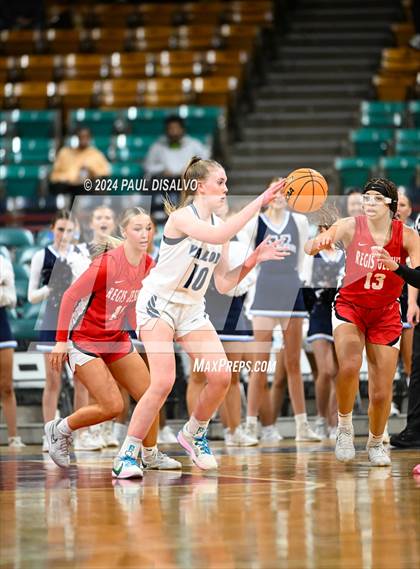 Thumbnail 1 in Valor Christian vs. Regis Jesuit (CHSAA 6A State Final) photogallery.