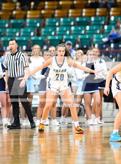 Thumbnail 3 in Valor Christian vs. Regis Jesuit (CHSAA 6A State Final) photogallery.