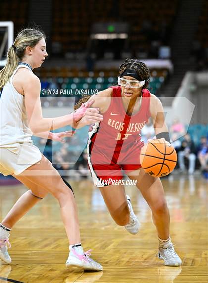Thumbnail 3 in Valor Christian vs. Regis Jesuit (CHSAA 6A State Final) photogallery.