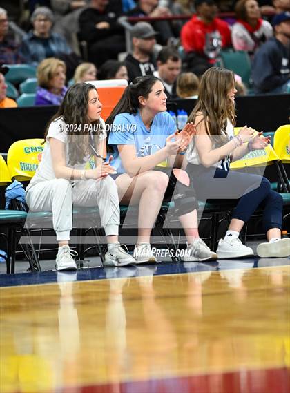 Thumbnail 1 in Valor Christian vs. Regis Jesuit (CHSAA 6A State Final) photogallery.