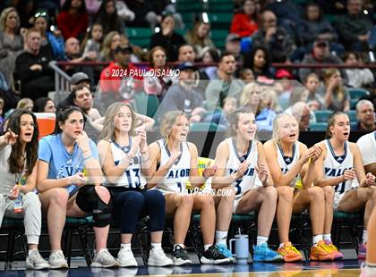 Thumbnail 3 in Valor Christian vs. Regis Jesuit (CHSAA 6A State Final) photogallery.