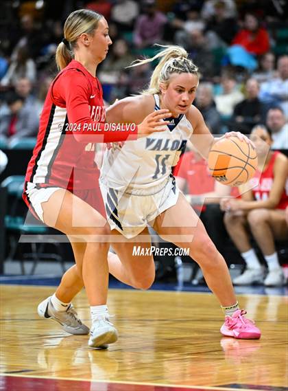 Thumbnail 2 in Valor Christian vs. Regis Jesuit (CHSAA 6A State Final) photogallery.
