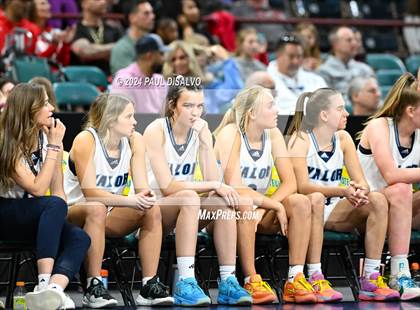 Thumbnail 1 in Valor Christian vs. Regis Jesuit (CHSAA 6A State Final) photogallery.