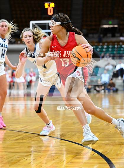 Thumbnail 1 in Valor Christian vs. Regis Jesuit (CHSAA 6A State Final) photogallery.