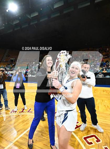 Thumbnail 3 in Valor Christian vs. Regis Jesuit (CHSAA 6A State Final) photogallery.