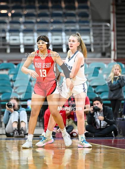 Thumbnail 1 in Valor Christian vs. Regis Jesuit (CHSAA 6A State Final) photogallery.