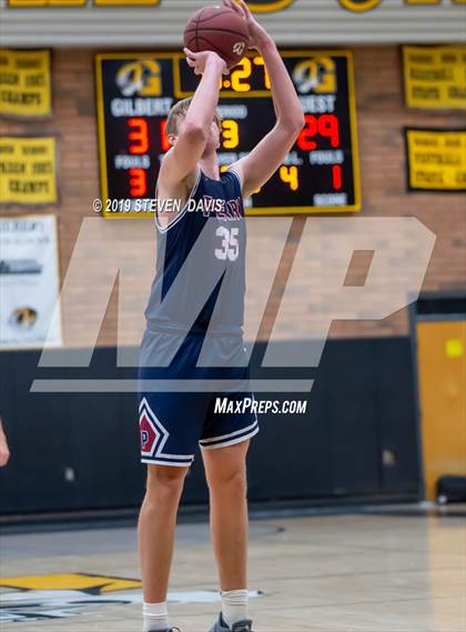 Thumbnail 1 in Perry vs. Desert Ridge (Welcome To The Jungle Holiday Tournament) photogallery.