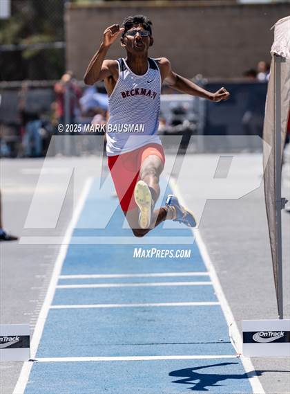 Thumbnail 3 in CIF Southern Section Division 1 Prelims photogallery.