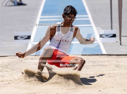 Thumbnail 3 in CIF Southern Section Division 1 Prelims photogallery.