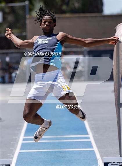 Thumbnail 2 in CIF Southern Section Division 1 Prelims photogallery.
