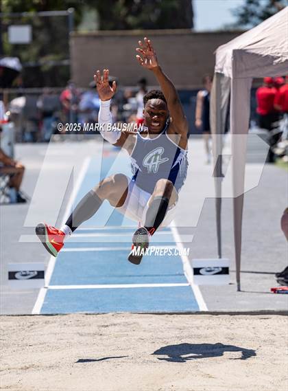 Thumbnail 3 in CIF Southern Section Division 1 Prelims photogallery.