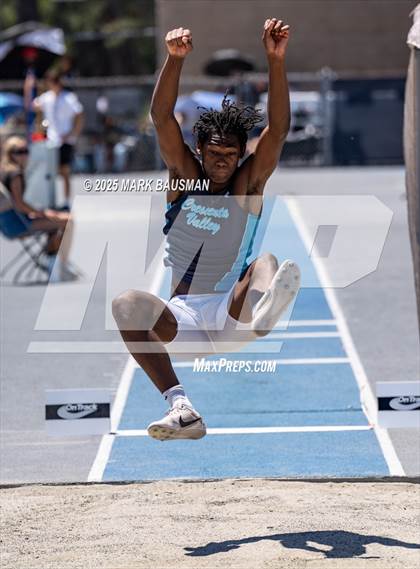 Thumbnail 1 in CIF Southern Section Division 1 Prelims photogallery.