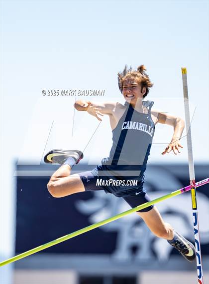 Thumbnail 2 in CIF Southern Section Division 1 Prelims photogallery.