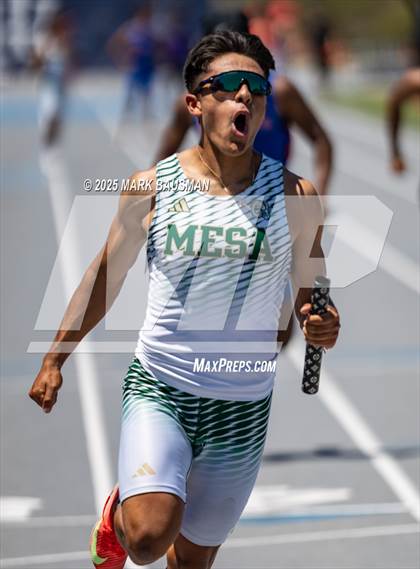 Thumbnail 3 in CIF Southern Section Division 1 Prelims photogallery.
