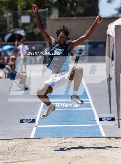 Thumbnail 3 in CIF Southern Section Division 1 Prelims photogallery.