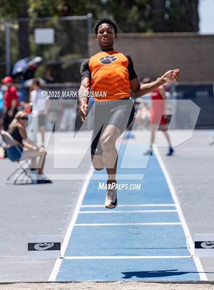 Thumbnail 1 in CIF Southern Section Division 1 Prelims photogallery.
