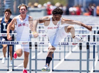 Thumbnail 2 in CIF Southern Section Division 1 Prelims photogallery.