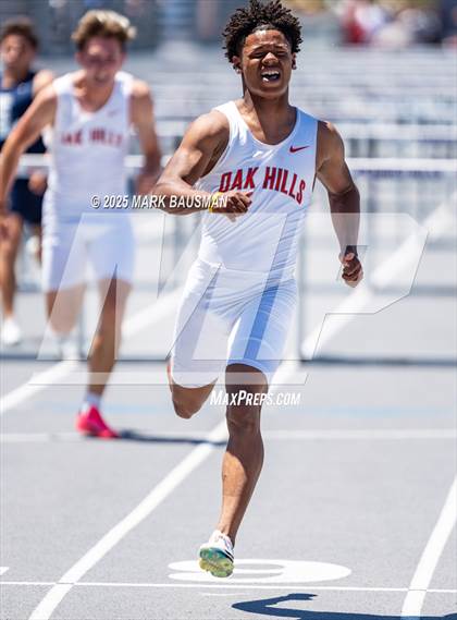Thumbnail 3 in CIF Southern Section Division 1 Prelims photogallery.