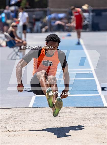 Thumbnail 1 in CIF Southern Section Division 1 Prelims photogallery.