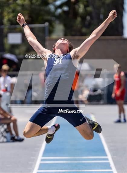 Thumbnail 1 in CIF Southern Section Division 1 Prelims photogallery.