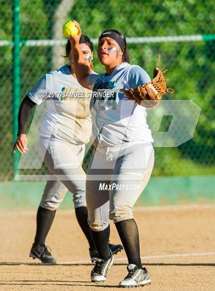 Thumbnail 3 in Deer Valley vs. Northgate (HASA Invitational) photogallery.
