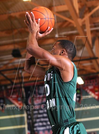 Thumbnail 2 in White Station vs. Foothill (Las Vegas Hoop Fest) photogallery.