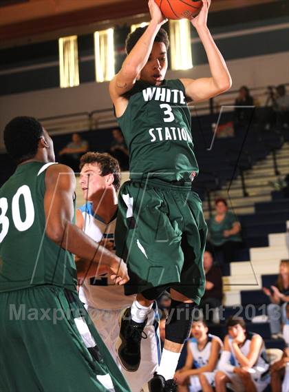 Thumbnail 2 in White Station vs. Foothill (Las Vegas Hoop Fest) photogallery.