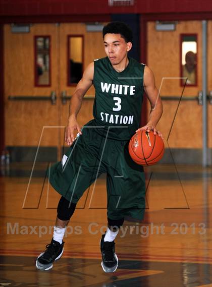 Thumbnail 2 in White Station vs. Foothill (Las Vegas Hoop Fest) photogallery.