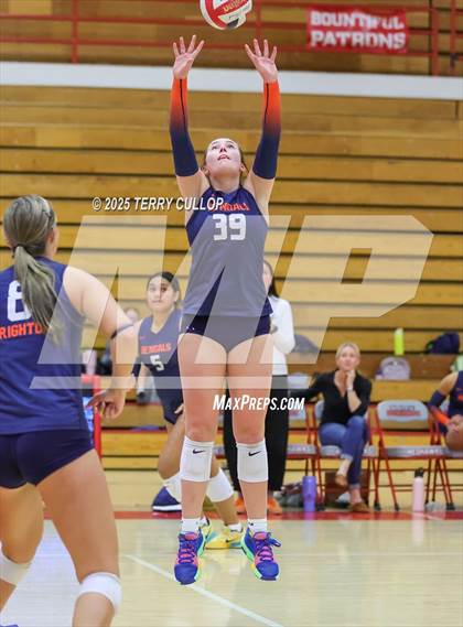 Thumbnail 2 in Brighton @ Bountiful photogallery.