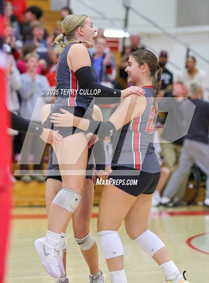 Thumbnail 2 in Brighton @ Bountiful photogallery.