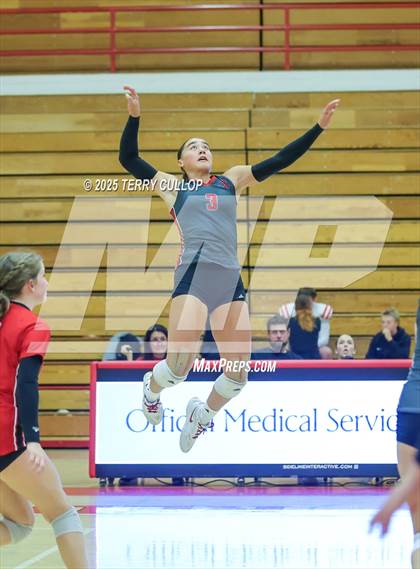 Thumbnail 1 in Brighton @ Bountiful photogallery.