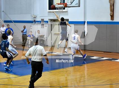 Thumbnail 1 in Calvary Christian @ Jesuit photogallery.