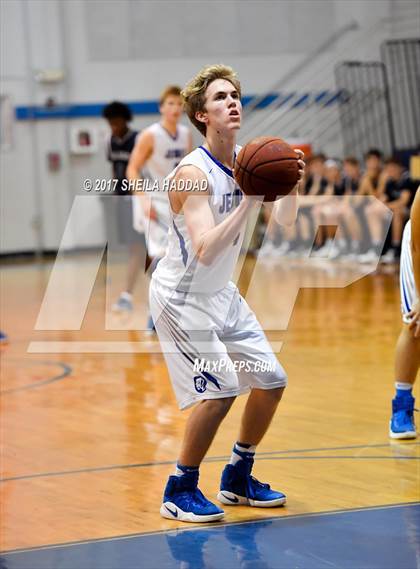 Thumbnail 1 in Calvary Christian @ Jesuit photogallery.