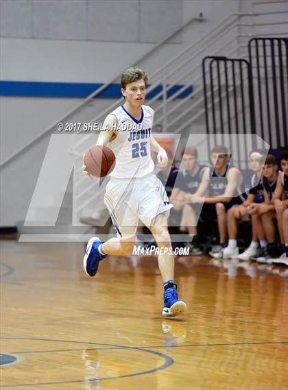 Thumbnail 2 in Calvary Christian @ Jesuit photogallery.