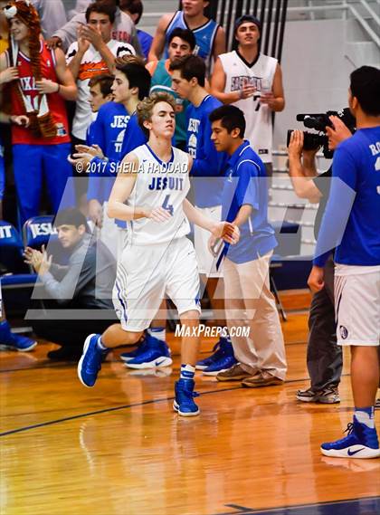 Thumbnail 2 in Calvary Christian @ Jesuit photogallery.