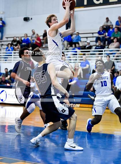 Thumbnail 1 in Calvary Christian @ Jesuit photogallery.