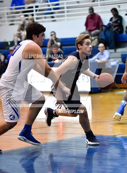 Thumbnail 3 in Calvary Christian @ Jesuit photogallery.