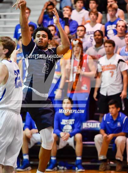Thumbnail 1 in Calvary Christian @ Jesuit photogallery.