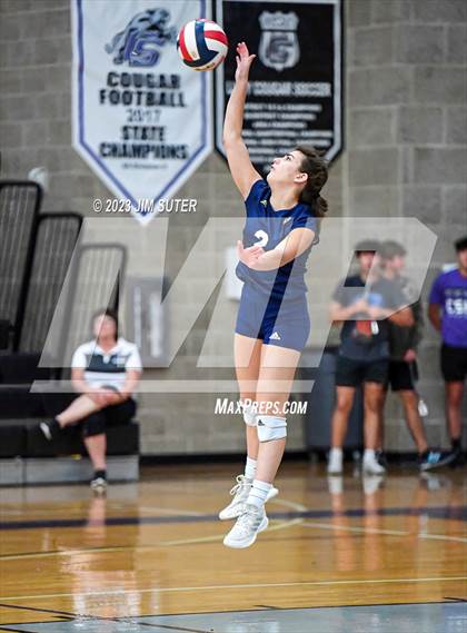 Thumbnail 1 in College Station vs Lake Creek photogallery.