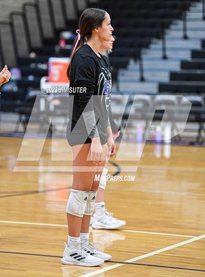 Thumbnail 1 in College Station vs Lake Creek photogallery.