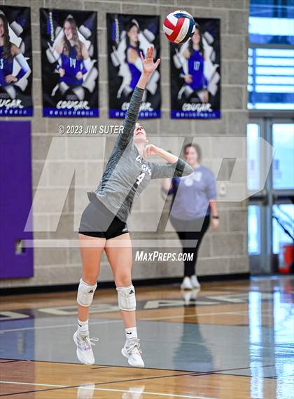 Thumbnail 1 in College Station vs Lake Creek photogallery.