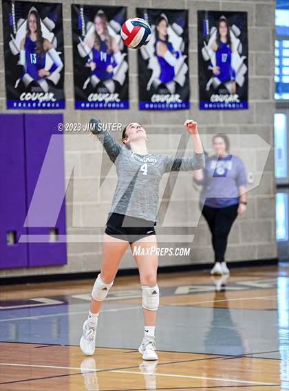 Thumbnail 3 in College Station vs Lake Creek photogallery.