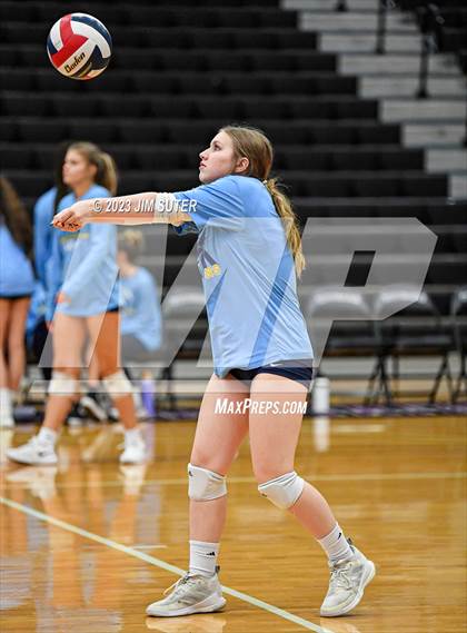 Thumbnail 3 in College Station vs Lake Creek photogallery.