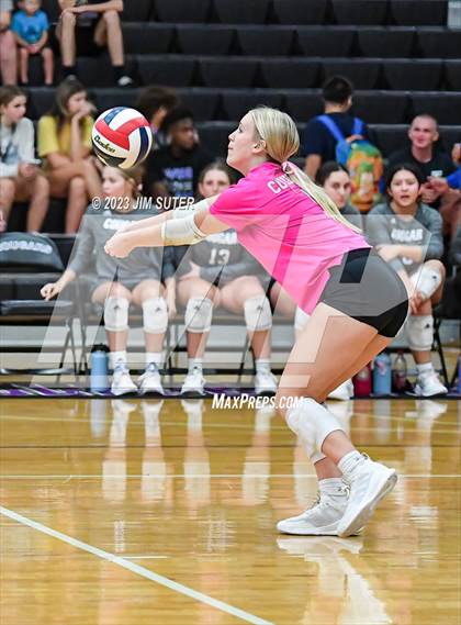 Thumbnail 1 in College Station vs Lake Creek photogallery.