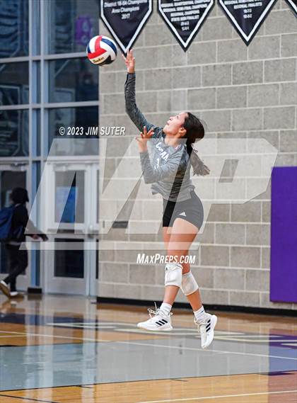 Thumbnail 2 in College Station vs Lake Creek photogallery.