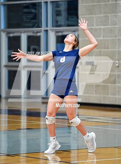Thumbnail 1 in College Station vs Lake Creek photogallery.